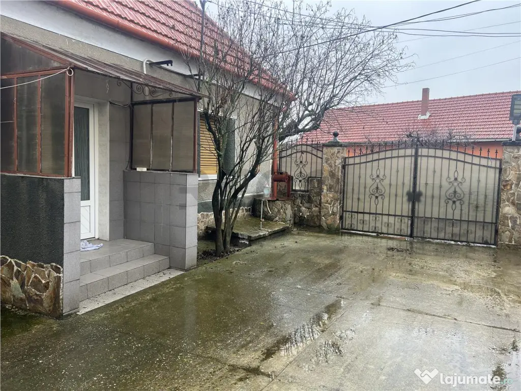 RECO - CASA Santandrei, teren 988 GARAJ CASA VECHE 