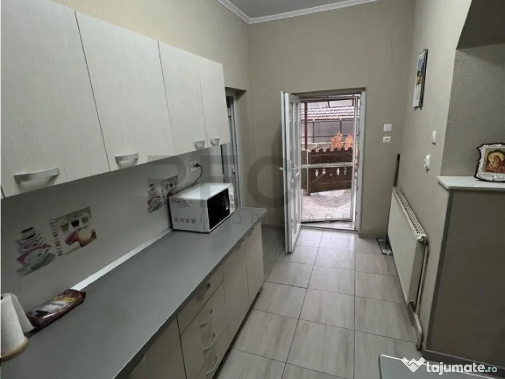 RECO - CASA Santandrei, teren 988 GARAJ CASA VECHE 