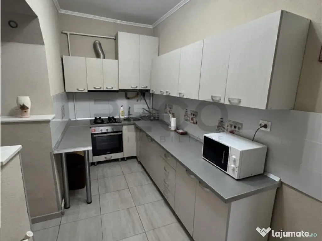 RECO - CASA Santandrei, teren 988 GARAJ CASA VECHE 