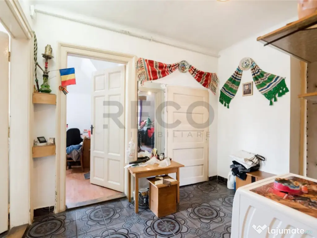 RECO . Apartament cu 3 camere . Zona Episcopia Bihorului 
