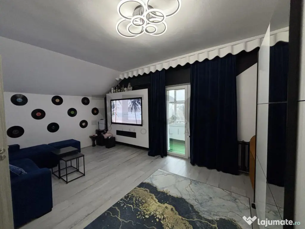 Vand apartament Apartament cu 2 camere de - Centru, Zalau ( 