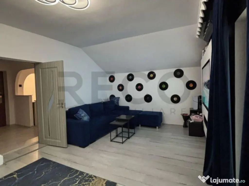 Vand apartament Apartament cu 2 camere de - Centru, Zalau ( 