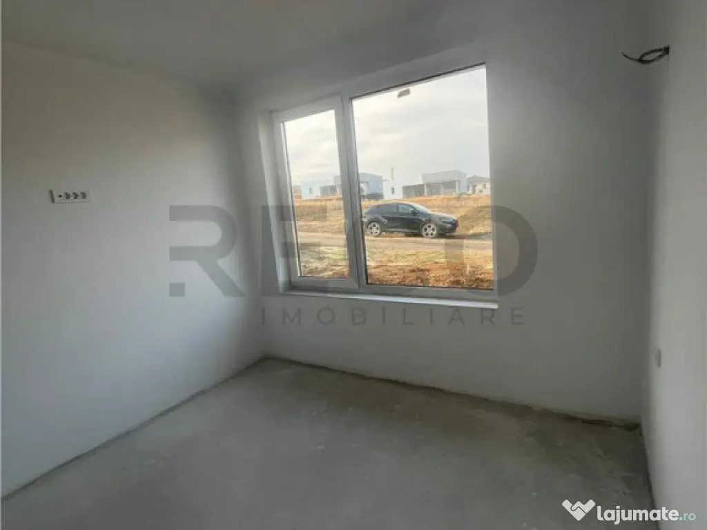 RECO Casa plan parter cu 3 dormitoare-finisata la alb - Pale 