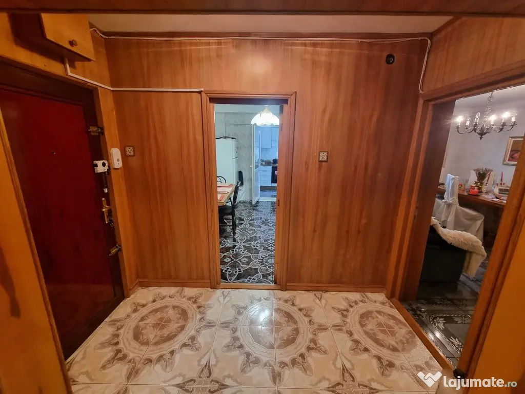 Faleza nord unirii-apartament 4 camere decomandat 