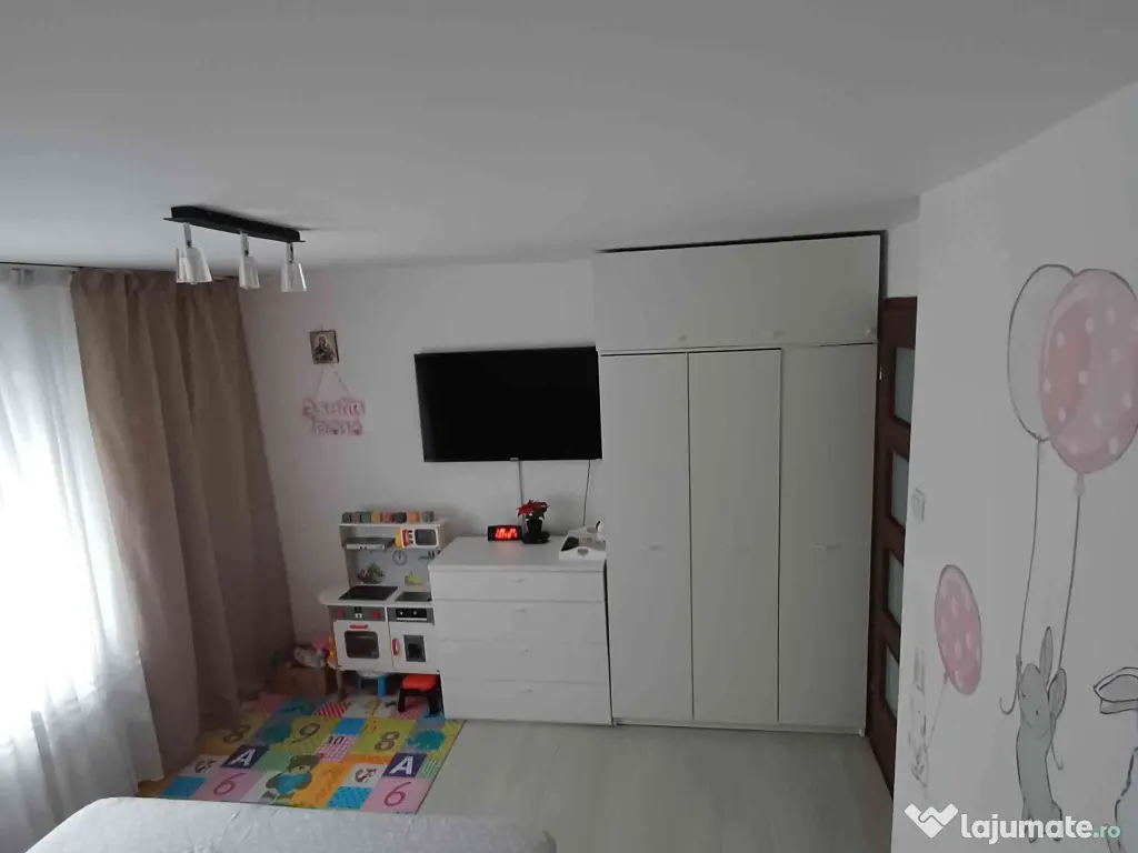 3 camere Otopeni centru – mobilat complet, parcare inclusă, etaj 1/2 