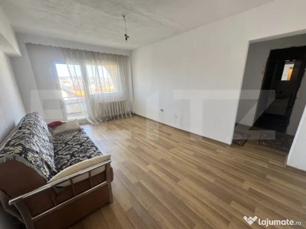 Apartament de vânzare zona Bradet 