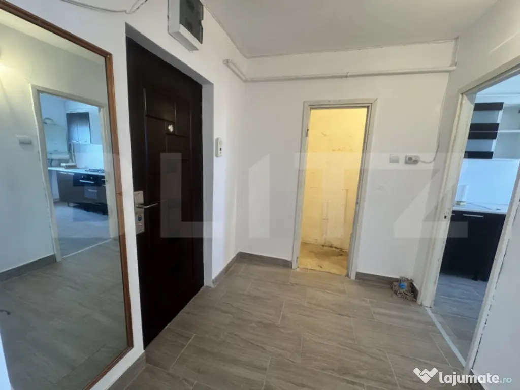 Apartament de vânzare zona Bradet 