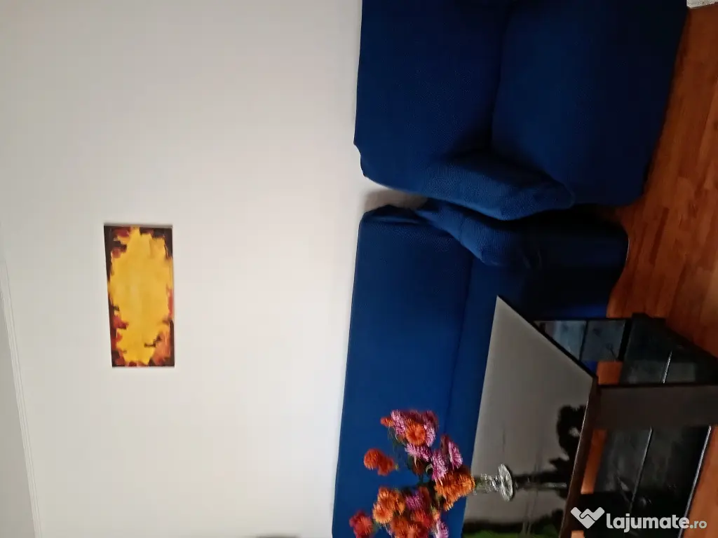 Închiriez Apartament cu 3 camere 