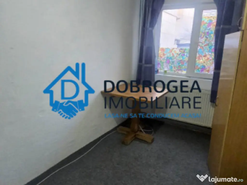 23 AUGUST-APARTAMENT 3 CAMERE 