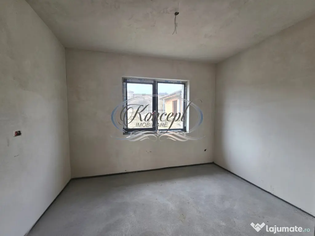 Casa eficienta energetic, noua, cu pod mansardabil generos 