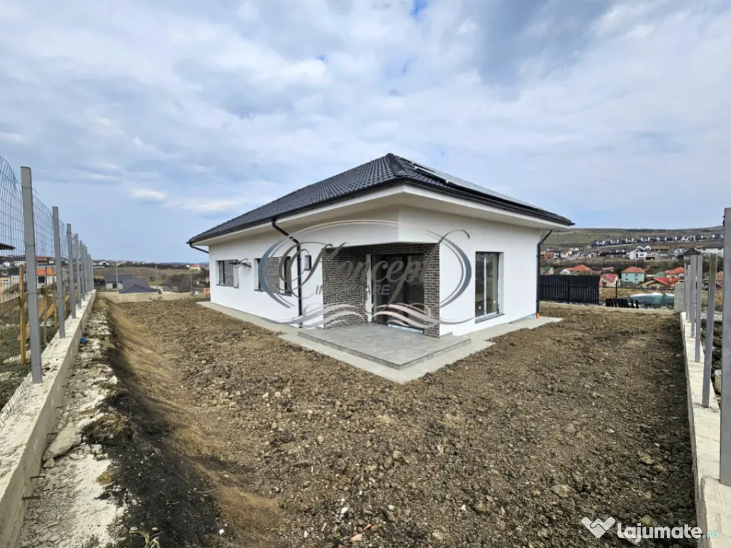 Casa eficienta energetic, noua, cu pod mansardabil generos 