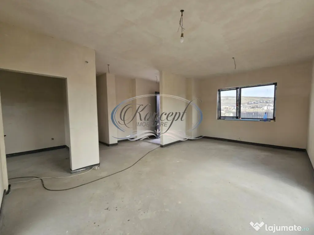 Casa eficienta energetic, noua, cu pod mansardabil generos 