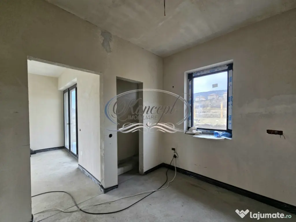 Casa eficienta energetic, noua, cu pod mansardabil generos 