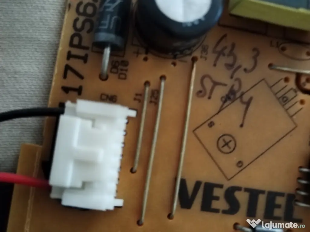 dezmembrez TV Horizon 32" cu 17ips62 