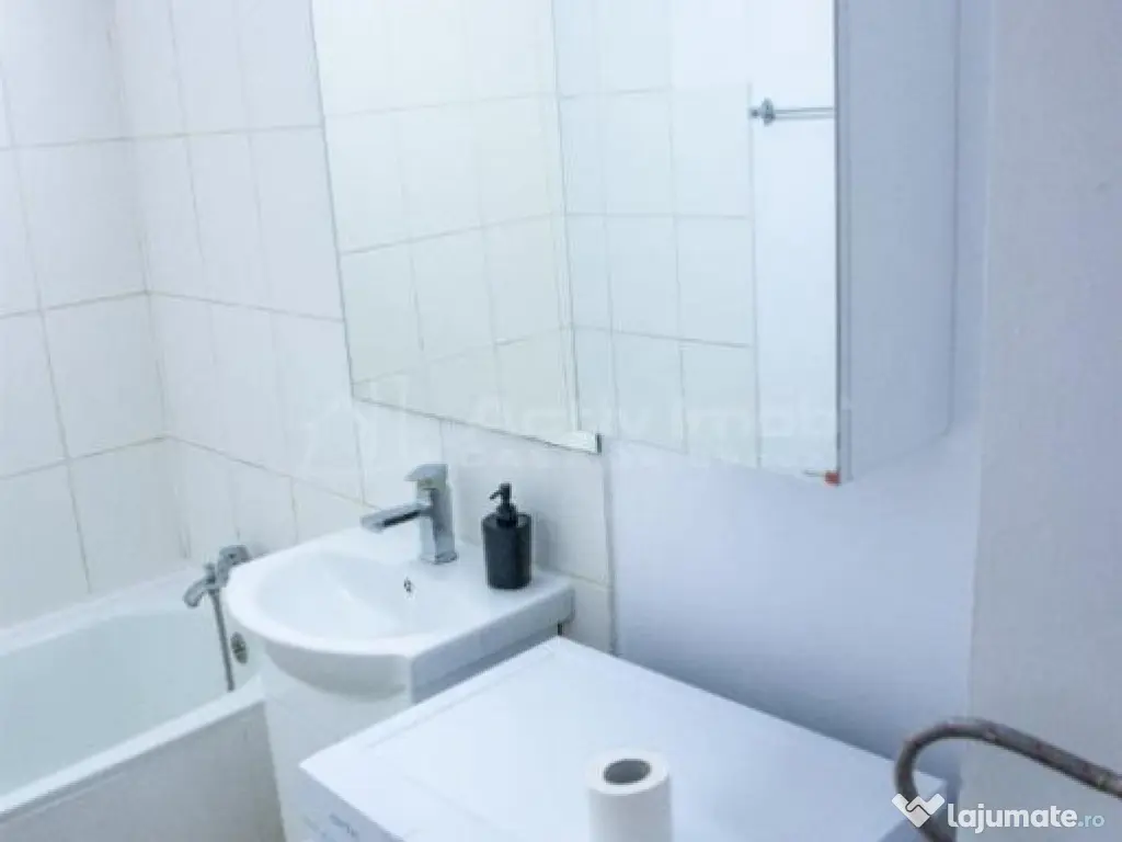 Garsoniera spatioasa 45mp - Colentina - mobilata si utilata 