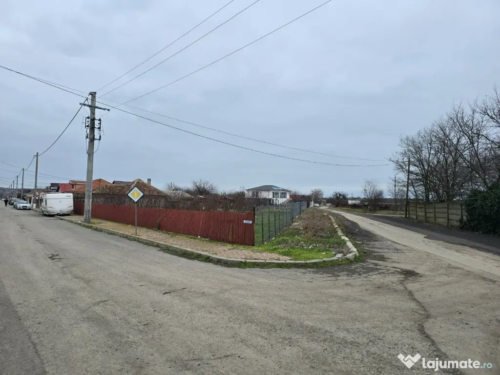 Vanzari terenuri in Tuzla lot de casa 