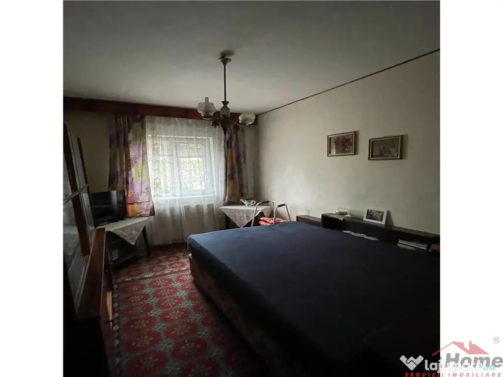 Apartament cu 3 camere, 74mp, etaj 1 , zona Centrala 