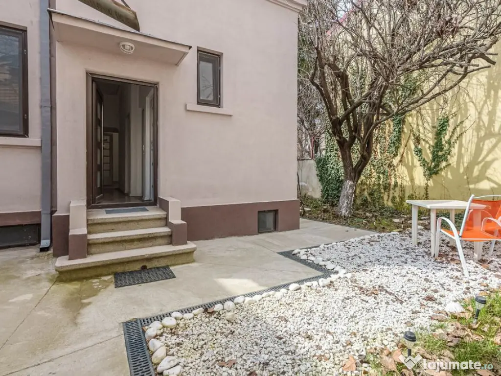 Piata Muncii - Decebal, casa 87 mp totali, 179 mp curte l... 