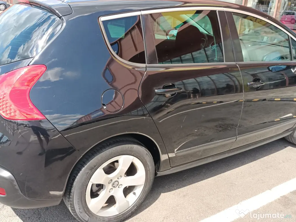 Vând Peugeot 3008 automat 