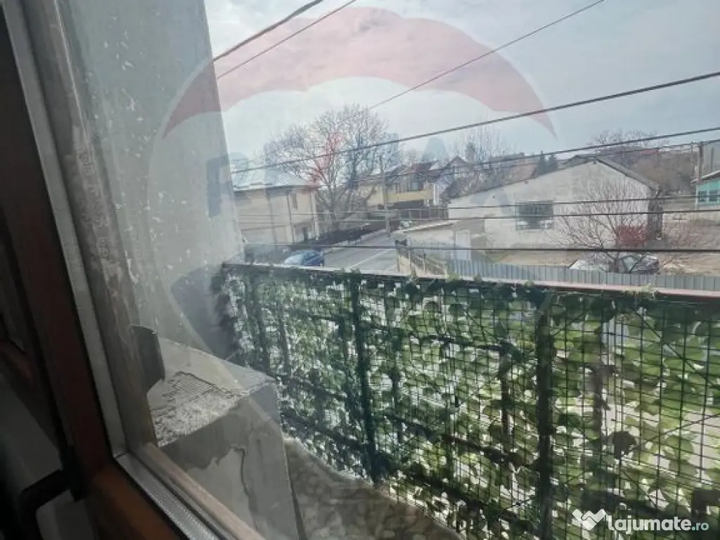 Casă 3 camere str Contemporanului 