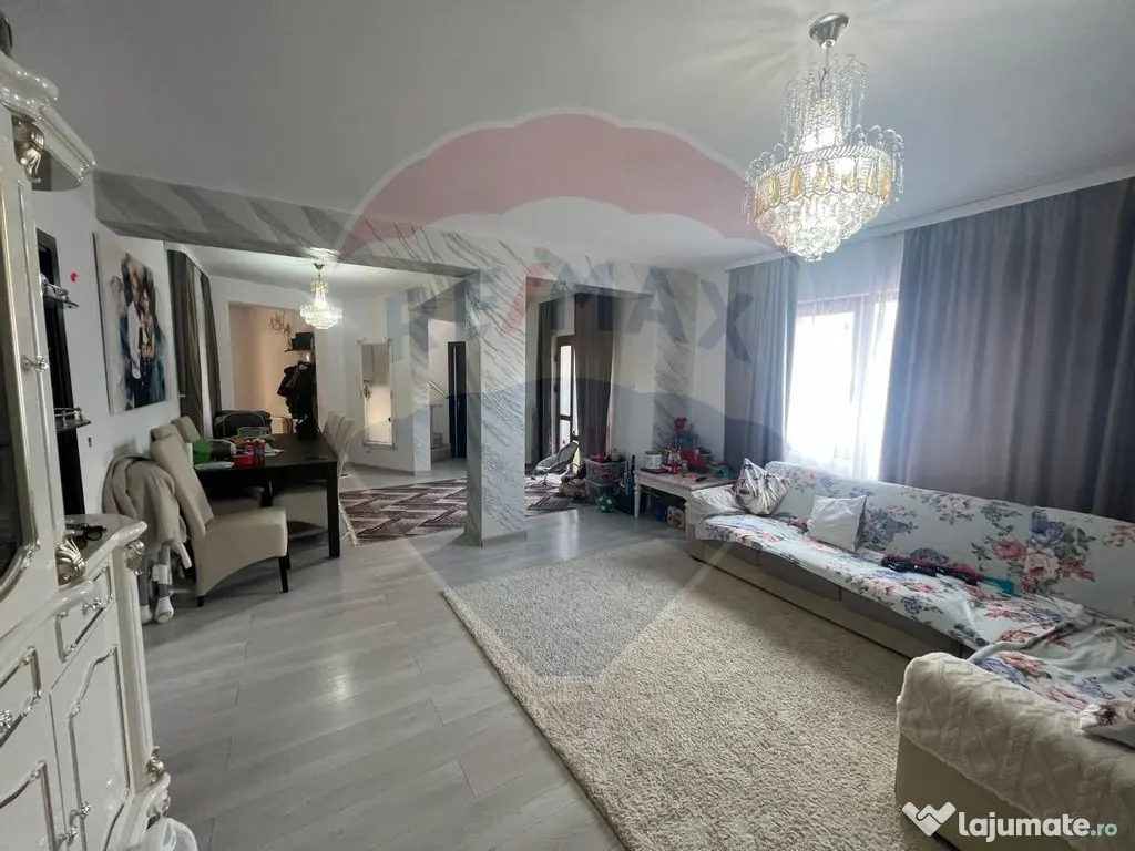 Casă 3 camere str Contemporanului 