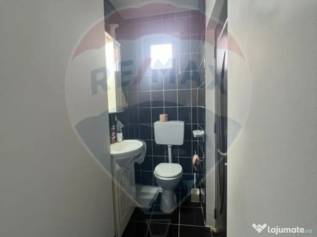 Casă 3 camere str Contemporanului 