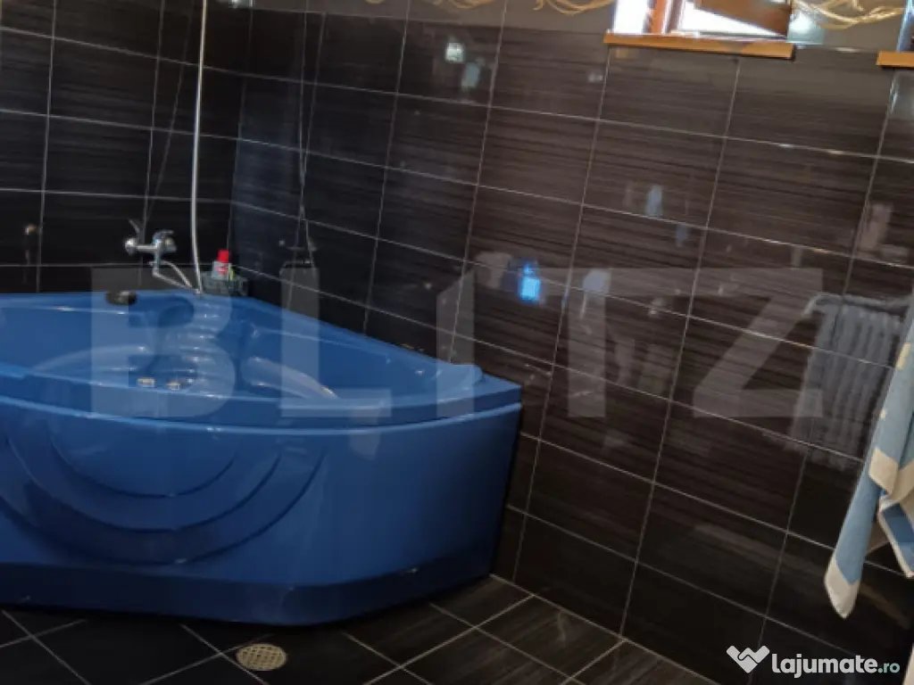 Casă cochetă cu design modern și grădină superbă în G 