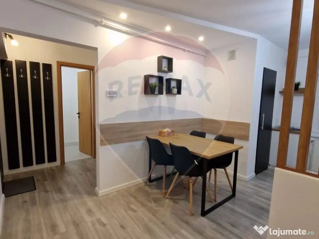 Apartament superb cu 3 camere de închiriat - Miorița 