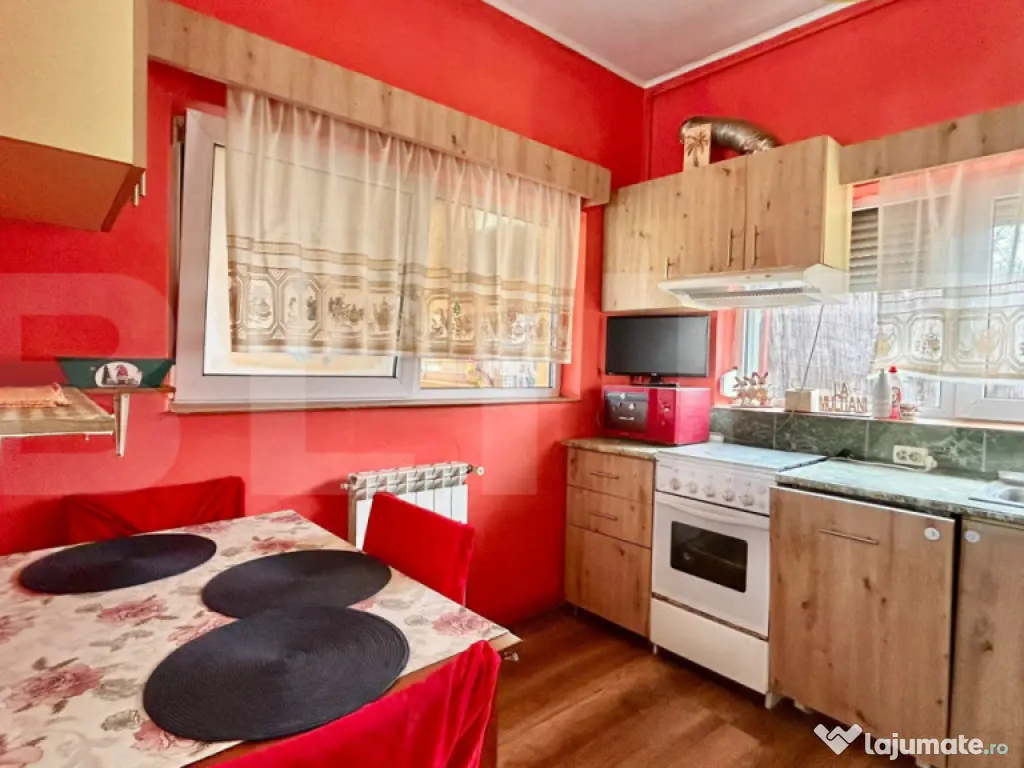 Casă de închiriat , Episcopia , 480 mp teren 