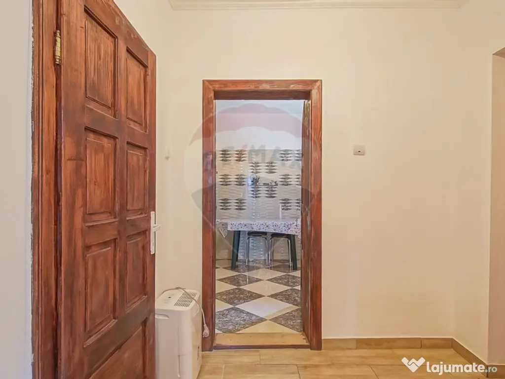 Casă autentică cu teren de 1310 mp, liniște și acces ... 