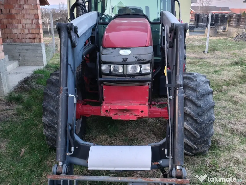 Tractor McCormik cx 85 (case) 