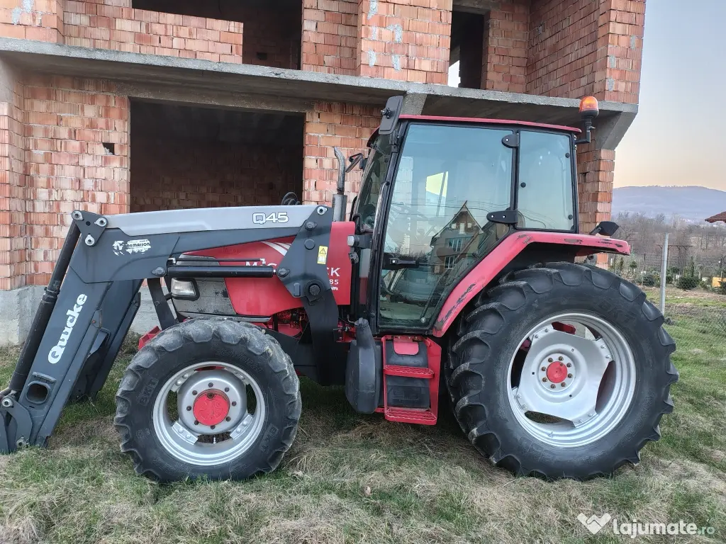 Tractor McCormik cx 85 (case) 