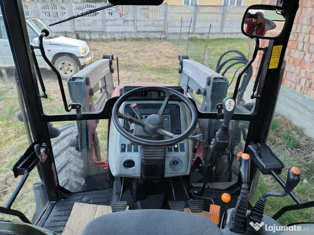 Tractor McCormik cx 85 (case) 