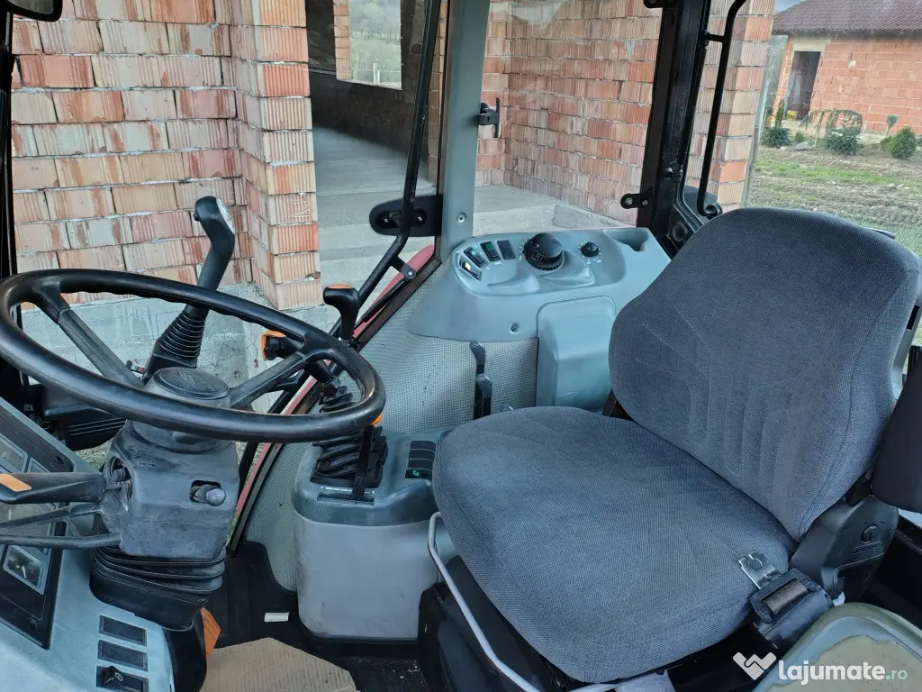 Tractor McCormik cx 85 (case) 