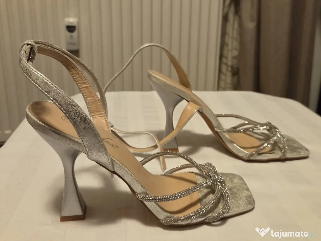 Sandale elegante de dama masura 38 