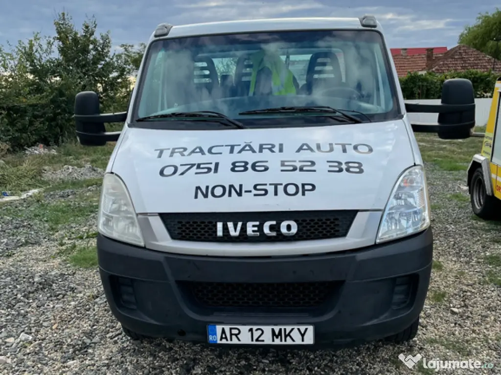 Vând generator de 5 kw 380/220.