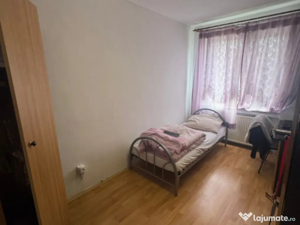 Ap. 3 camere ultracentral, 54 mp utili, et. 3, mobilat, chir 