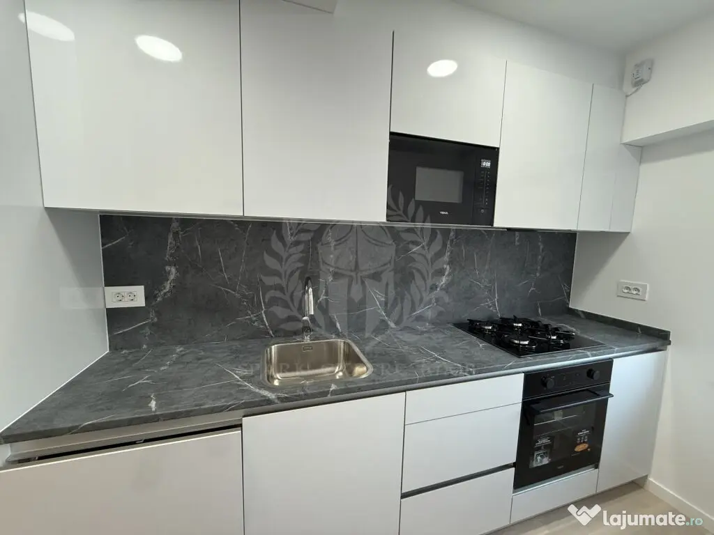 Apartament 3 camere, prima închiriere, ultracentral/ 