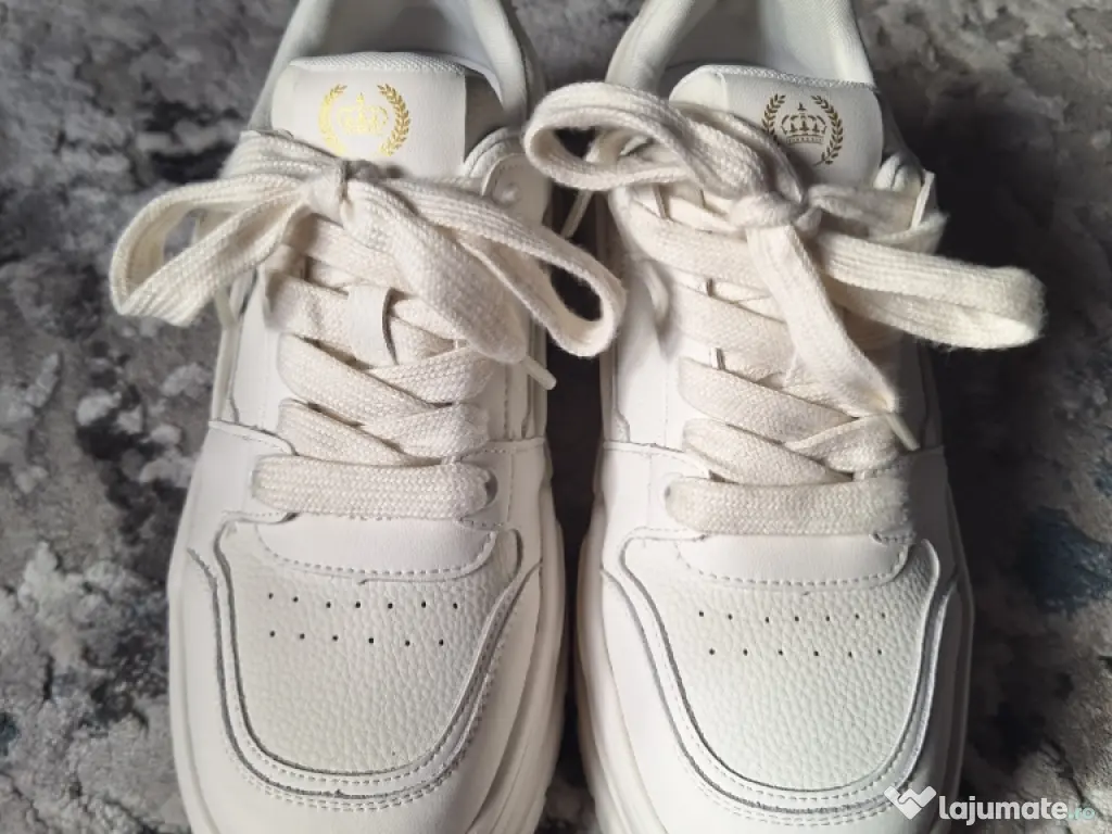 Pantofi dama din piele naturala alba 