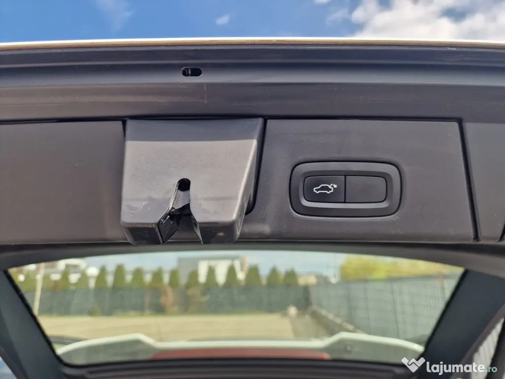 Volvo V90 Cross Country B5 4x4 