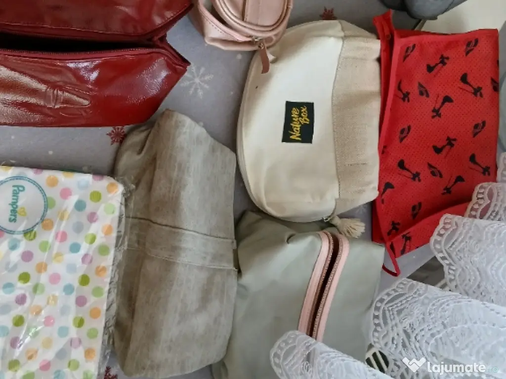 Vând genți  port- fard /Vacanță 