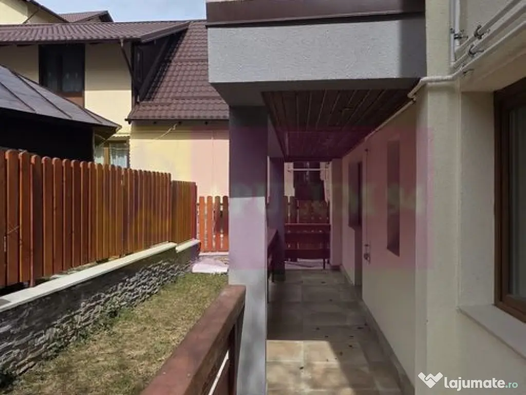 Apartament 2 camere, parter, de vanzare in Busteni 