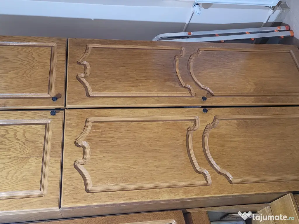 Mobilă lemn masiv- living 