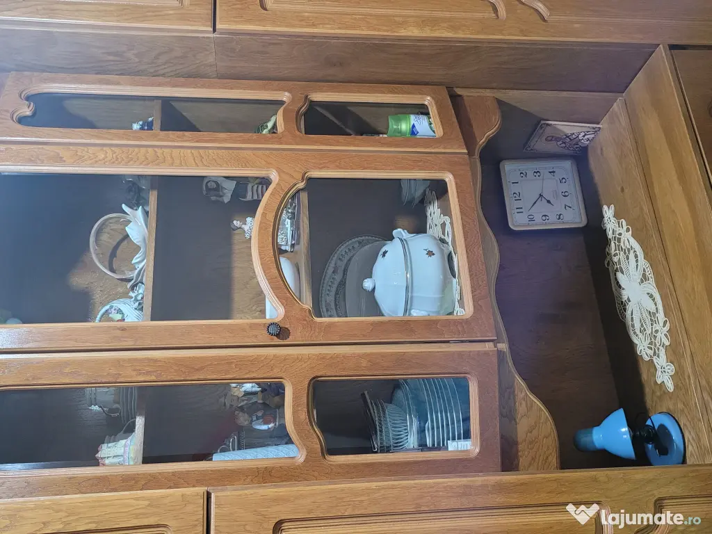 Mobilă lemn masiv- living 