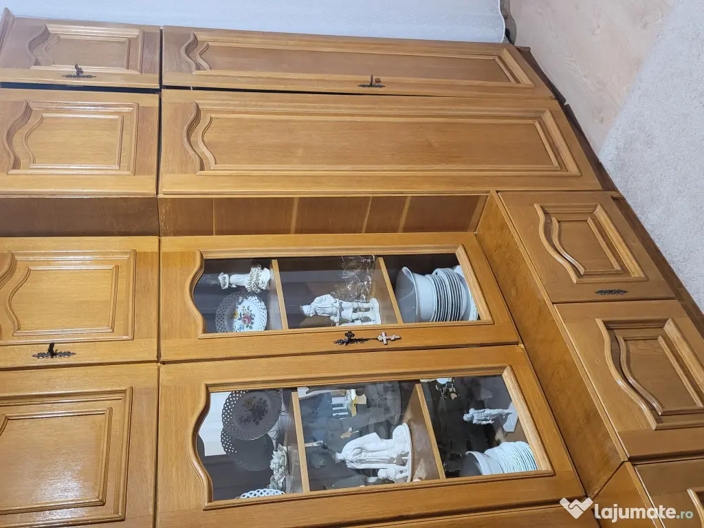 Mobilă lemn masiv- living 