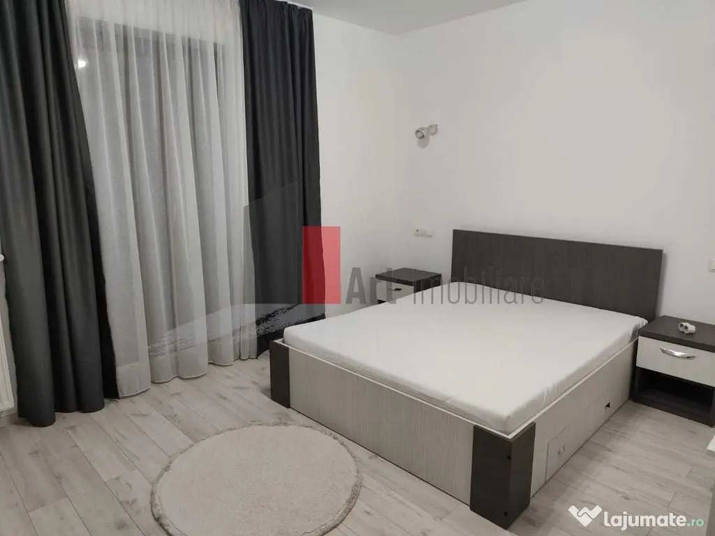 Ofer spre inchiriere apartament 2 camere si loc de parcar... 