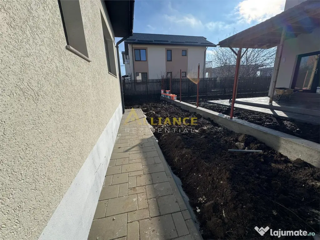 Vila individuala 5 camere - 3 bai - Strada Astrelor 
