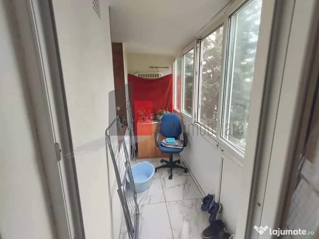 Vânzare apartament 3 camere Piața Sudului - Secuilor 