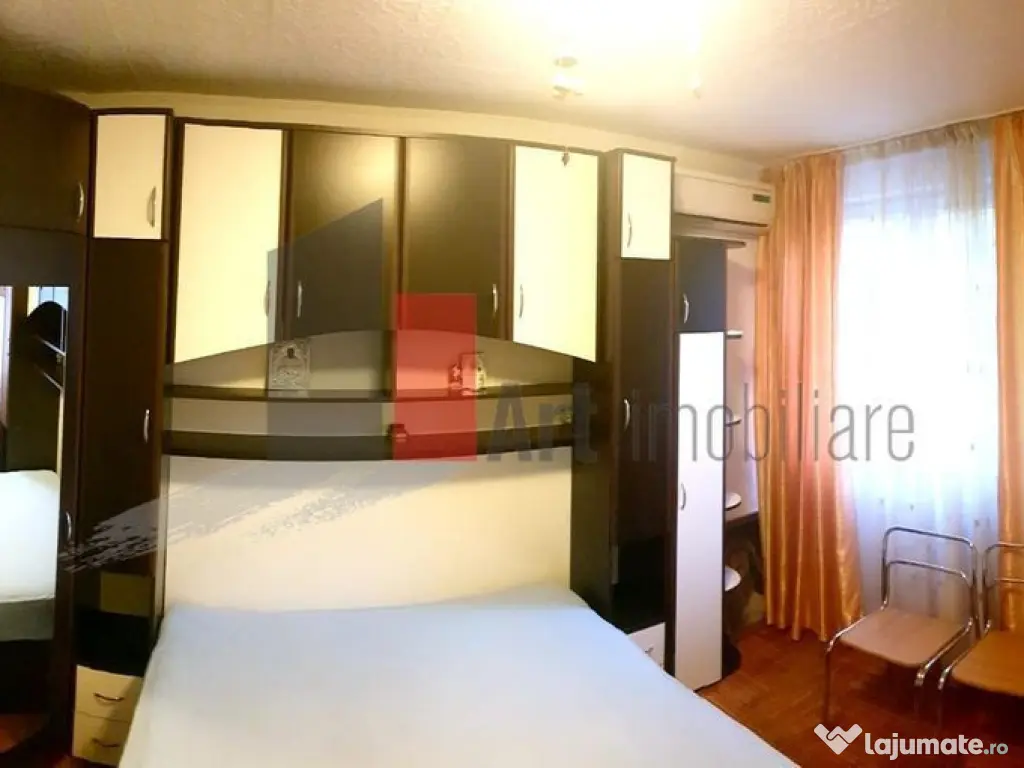 Vânzare apartament 3 camere Piața Sudului - Secuilor 