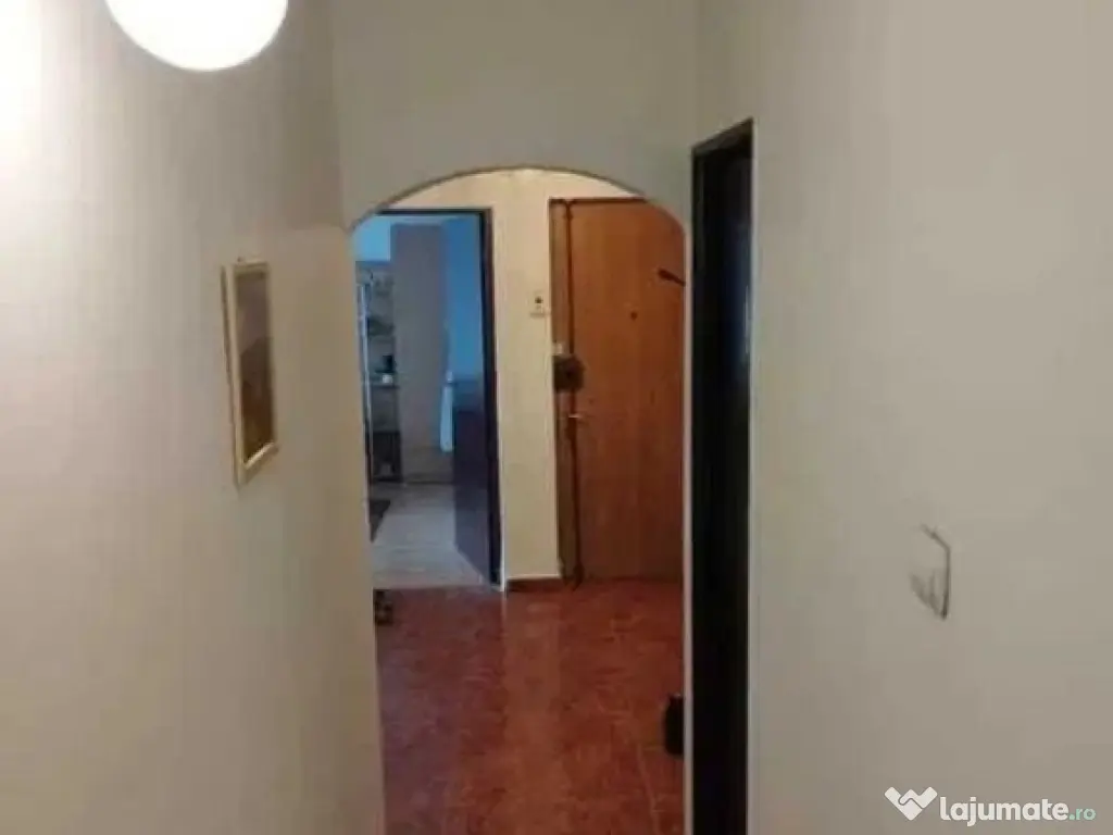 Piața Rahova | 3 camere | 68mp | et 3 | 115.000 euro 